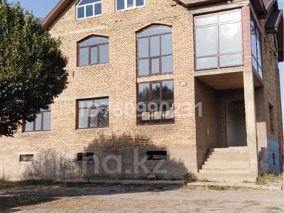 Отдельный дом · 10 комнат · 650 м² · 8 сот., мкр Кайтпас 1 107 — Қаратау за 65 млн 〒 в Шымкенте, Каратауский р-н