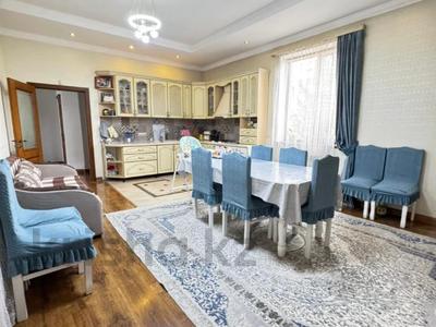 Жеке үй · 5 бөлме · 240 м² · 11 жүзд., Бауыржана момышулы 41а, бағасы: 130 млн ₸ в 