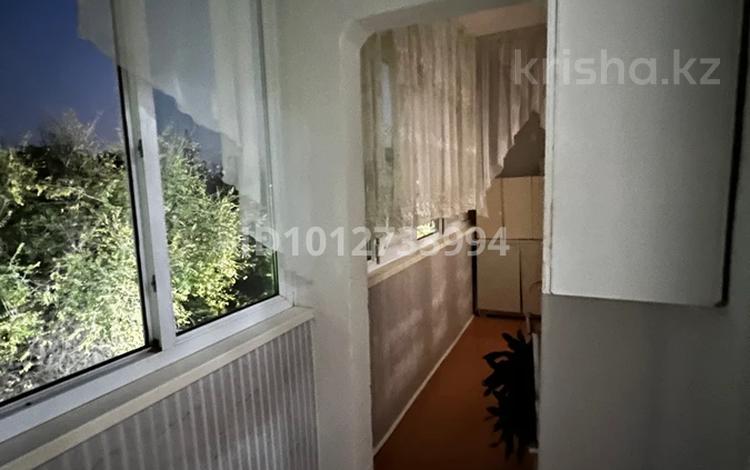 4-бөлмелі пәтер · 85 м² · 4/5 қабат, мкр Карасу 31 — базар Кайкармет, бағасы: 23 млн ₸ в Таразе — фото 2