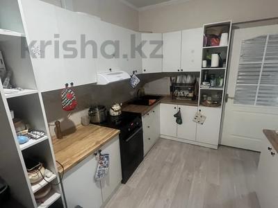 2-бөлмелі пәтер · 64 м² · 5/5 қабат, Пушкина — Есенова, бағасы: 35.5 млн ₸ в Алматы, Алмалинский р-н