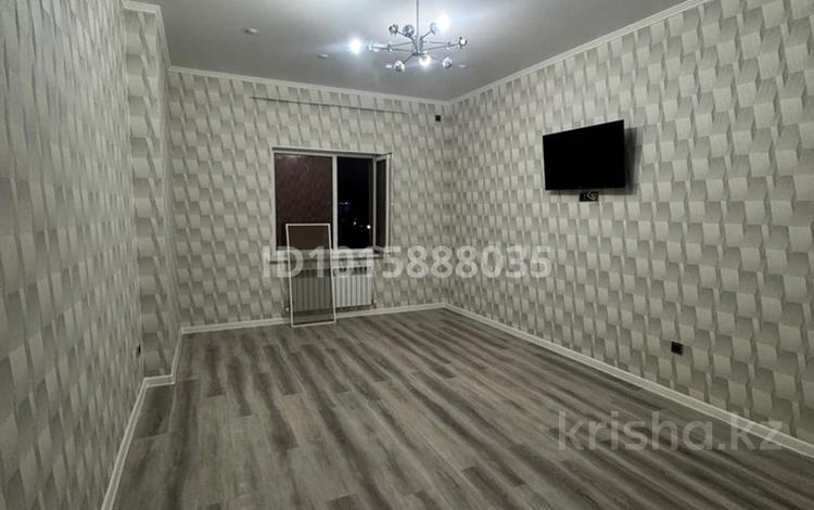 2-комнатная квартира · 70.2 м² · 10/16 этаж, 16-й мкр , 32в микрорайон за 150 000 ₸ в Актау — фото 2