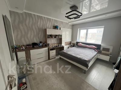 2-бөлмелі пәтер · 68 м² · 11/17 қабат, Мамыр-1, бағасы: 55 млн ₸ в Алматы, Ауэзовский р-н
