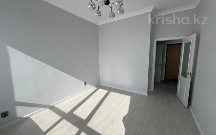 2-комнатная квартира, 36 м², 9/17 этаж, Туран 83/1