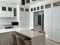 3-комнатная квартира · 110 м² · 10/21 этаж, Кабанбай батыра 43В за 550 000 ₸ в Астане, Есильский р-н — фото 7