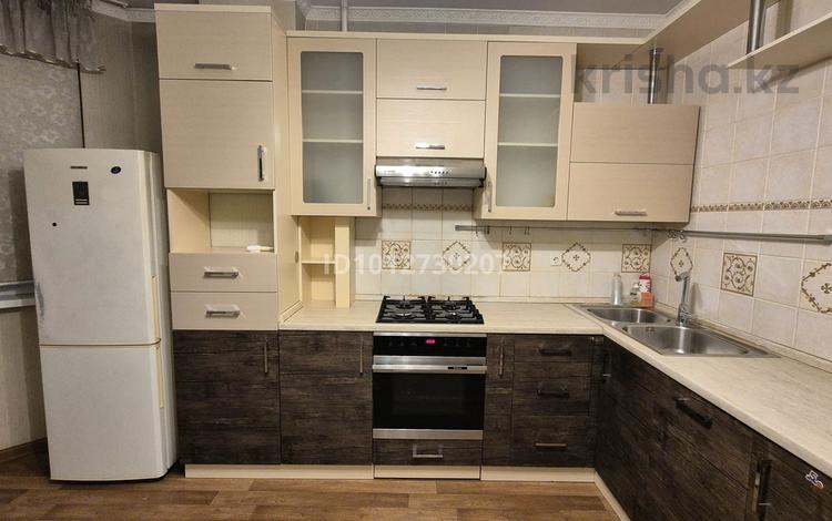 2-бөлмелі пәтер · 60 м² · 3/9 қабат, мкр Мамыр-3 19 — Саина-Шаляпина, бағасы: 50 млн ₸ в Алматы, Ауэзовский р-н — фото 2