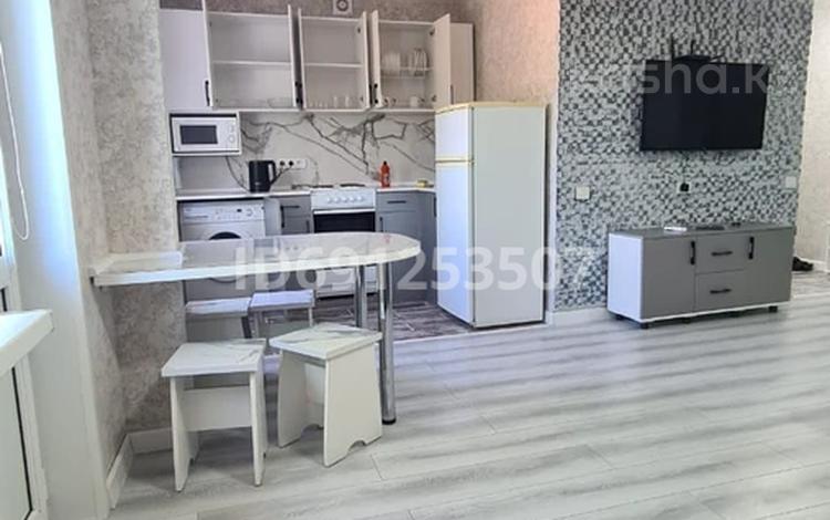 1-комнатная квартира, 36 м², 2/5 этаж, Бокейханова 14 за 12 млн 〒 в Балхаше — фото 2