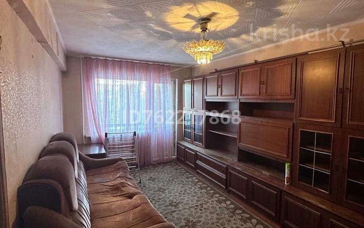 3-бөлмелі пәтер · 60 м² · 3/5 қабат, Назарбаева 46/3, бағасы: 160 000 ₸ в Усть-Каменогорске — фото 2