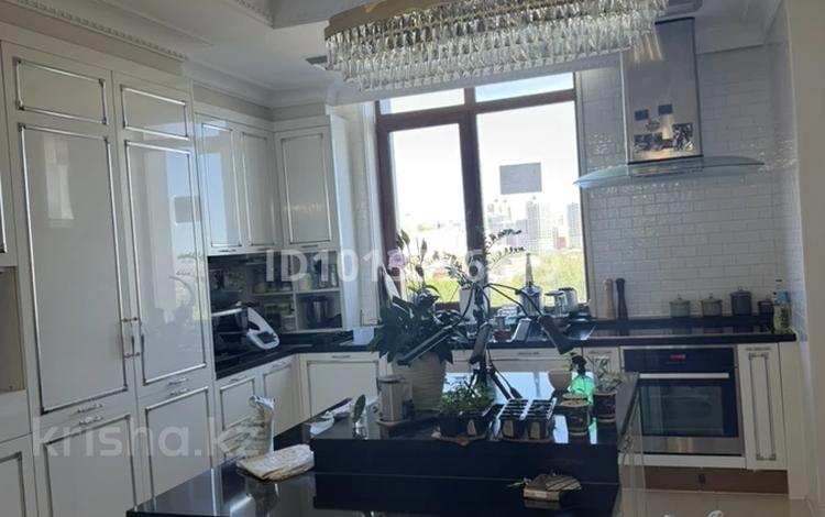 5-комнатная квартира · 245 м² · 5/28 этаж, Кошкарбаева 8 за 189 млн ₸ в Астане, Сарайшык р-н — фото 2