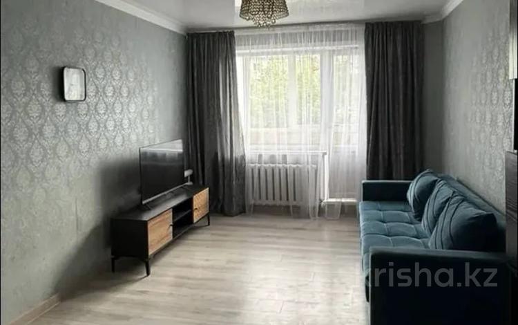 1-бөлмелі пәтер · 38 м² · 2/5 қабат, Абылай хана 32, бағасы: 14.1 млн ₸ в Кокшетау — фото 2