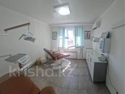 Продажа квартир в Алматинской обл.: 6-комнатная квартира · 54.7 м² · 1/12 этаж, Кошкарбаева за 37 млн 〒 6-комнатная квартира · 54.7 м² · 1/12 этаж, Кошкарбаева за 37 млн 〒 в