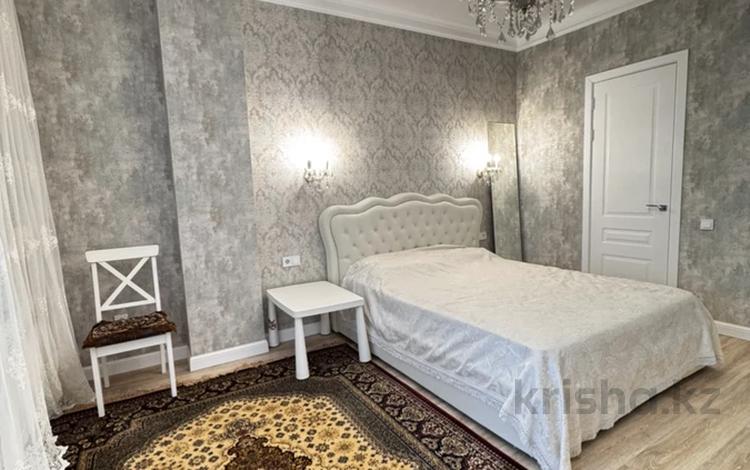 4-комнатная квартира · 139.6 м² · 2/10 этаж, Кайым Мухамедханов 11 за 125 млн ₸ в Астане, Есильский р-н — фото 2