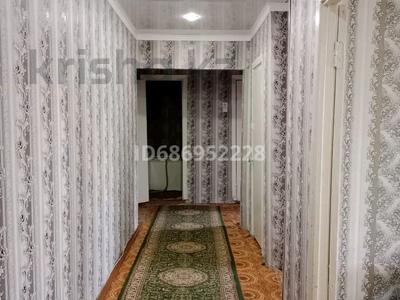 3-комнатная квартира, 64 м², 3/5 этаж, Абая 8 за 9 млн 〒 в Солнечном