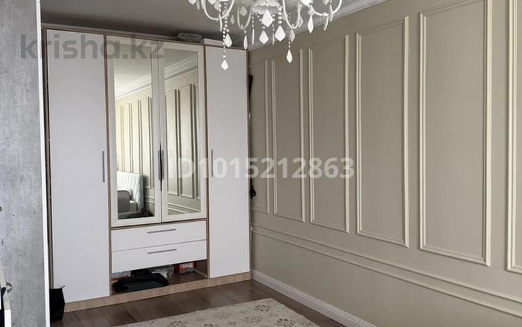 2-комнатная квартира · 70 м² · 9/9 этаж, мкр Береке 25 за 210 000 ₸ в Атырау — фото 5