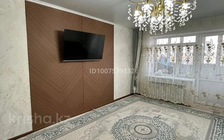 2-бөлмелі пәтер · 54 м² · 2/5 қабат, Иманова 18, бағасы: 17 млн ₸ в Акколе — фото 2