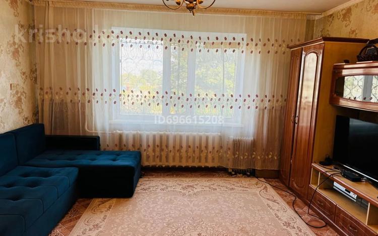 2-комнатная квартира · 54 м² · 1/10 этаж, Карменова 74 за 18 млн ₸ в Семее — фото 2