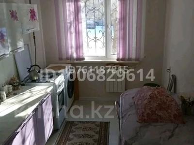 3-комнатная квартира · 62 м² · 1/5 этаж, мкр 5 105/2 — Есет Батыра. за 17.3 млн 〒 в Актобе