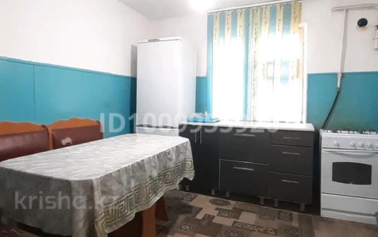 Отдельный дом · 4 комнаты · 75 м² · 3 сот., мкр 11, Менделеева за 80 000 ₸ в Актобе — фото 8