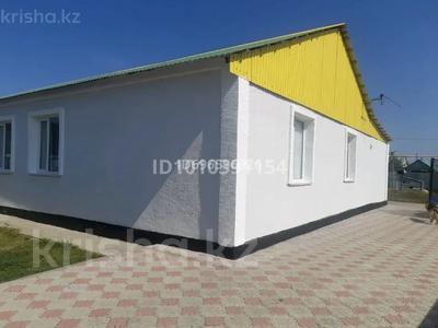 Отдельный дом · 3 комнаты · 110 м² · 5.5 сот., мкр. Зачаганск пгт 160 за 27 млн ₸ в Уральске