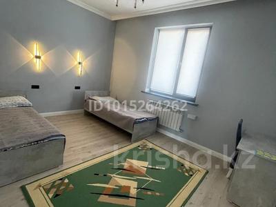 Отдельный дом · 6 комнат · 286 м² · 7 сот., 8 17 за 500 000 ₸ в Жаркенте