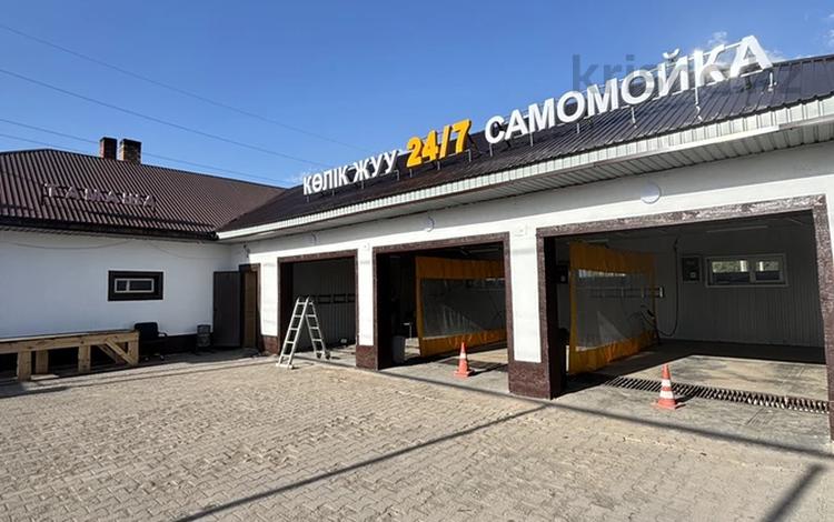 Отдельный дом · 4 комнаты · 550 м² · 10 сот., Баубек батыр 11 — Автомойка за 149 млн ₸ в Косшы — фото 2