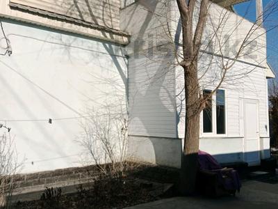 Жеке үй · 6 бөлме · 203 м² · 6 жүзд., Мира 15 — Центральная, бағасы: 40 млн ₸ в Конаеве