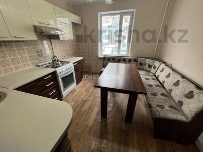 Аренда квартир в Алматы: 2-комнатная квартира · 59 м² · 2/5 этаж, мкр Кулагер 13 — Сериква за 220 000 〒 2-комнатная квартира · 59 м² · 2/5 этаж, мкр Кулагер 13 — Сериква за 220 000 〒 в Алматы, Жетысуский р-н