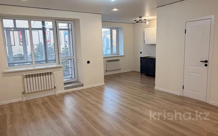 1-комнатная квартира · 38 м² · 2/10 этаж, Роза Багланова 1 за 23.5 млн ₸ в Астане, Нура р-н — фото 2