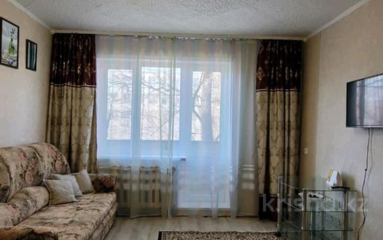 1-комнатная квартира · 35 м² · 2/5 этаж, Б.момышулы 11 за 8 500 ₸ в Аксу — фото 2