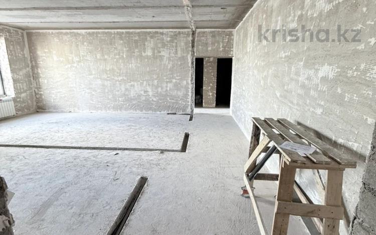 3-бөлмелі пәтер · 82 м² · 8/9 қабат, Калдаякова 32 — Нурмагамбетова/Калдаякова, бағасы: 44.9 млн ₸ в Астане, Сарайшык р-н — фото 2