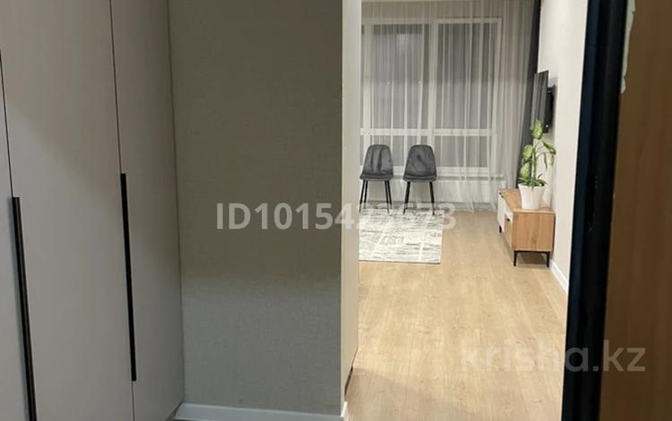 2-комнатная квартира · 64 м² · 7/10 этаж, Бегалина 68 за 600 000 ₸ в Алматы, Медеуский р-н — фото 2