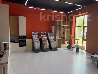 Еркін, кеңселер · 150 м², бағасы: 400 000 ₸ в Астане, Есильский р-н
