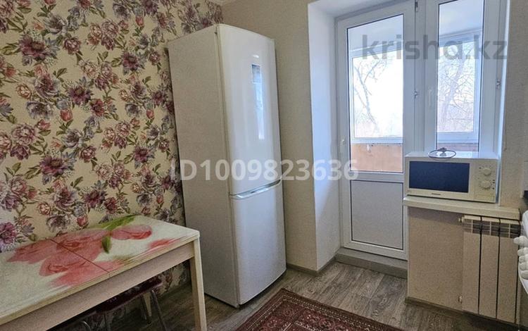 1-бөлмелі пәтер · 40 м² · 4/5 қабат, мкр Шанхай, Рыскулова 271, бағасы: 8.6 млн ₸ в Актобе — фото 2