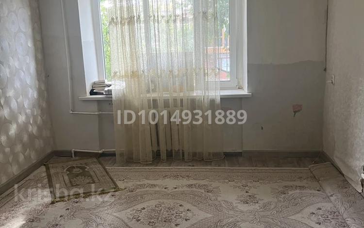 3-бөлмелі пәтер · 60 м² · 2/5 қабат, Әбілхайыр хан 101 — Тюленин, бағасы: 17.1 млн ₸ в Уральске — фото 2