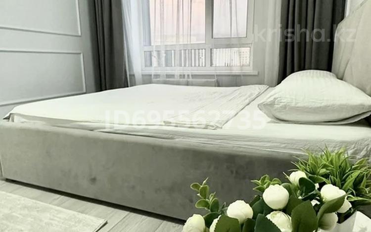 1-комнатная квартира · 49 м² · 3/12 этаж, Улы дала 41В за 17 000 〒 в Астане, Есильский р-н — фото 2