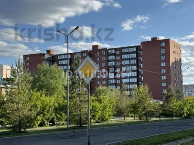 3-комнатная квартира · 108 м² · 9/10 этаж, мкр Кадыра Мырза-Али, Кадыр Мырза Али 17 — НИШ, Алтындар, поликлиника, дет сад, 42 шк за 52 млн ₸ в Уральске