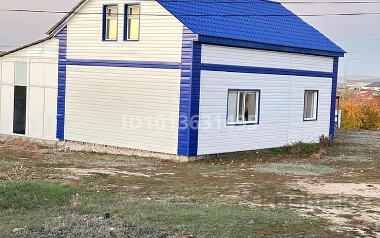 Дом · 3 комнаты · 120 м², Абая 40 за 50 000 ₸ в Каркаралинске — фото 2