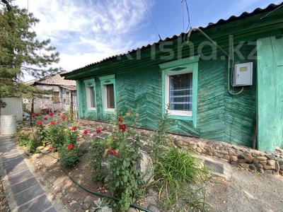 Отдельный дом · 4 комнаты · 56.7 м² · 6 сот., Центральная 70 за 9.5 млн ₸ в Усть-Каменогорске