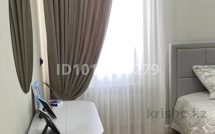 3-бөлмелі пәтер · 96 м² · 7/10 қабат, Шарипова 28, бағасы: 80 млн ₸ в Атырау, мкр Жилгородок — фото 2