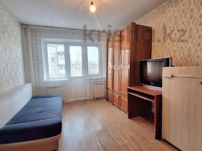 1-комнатная квартира · 30.8 м² · 3/5 этаж, Майкудук, 12й микрорайон за 6.8 млн 〒 в Караганде, Алихана Бокейханова р-н