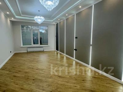 Аренда квартир в Алматы: 3-комнатная квартира · 106 м² · 1/8 этаж, Арайлы за 699 900 〒 3-комнатная квартира · 106 м² · 1/8 этаж, Арайлы за 699 900 〒 в Алматы, Бостандыкский р-н