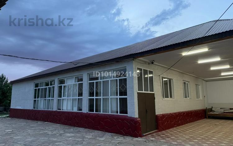 Отдельный дом · 7 комнат · 200 м² · 30 сот., Ковешникова за 38 млн ₸ в Бауыржан Момышулы — фото 2