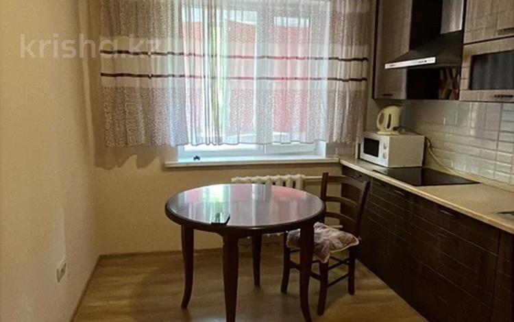 1-бөлмелі пәтер · 45 м² · 4/5 қабат, Гагарина — Левитана, бағасы: 250 000 ₸ в Алматы, Бостандыкский р-н — фото 2
