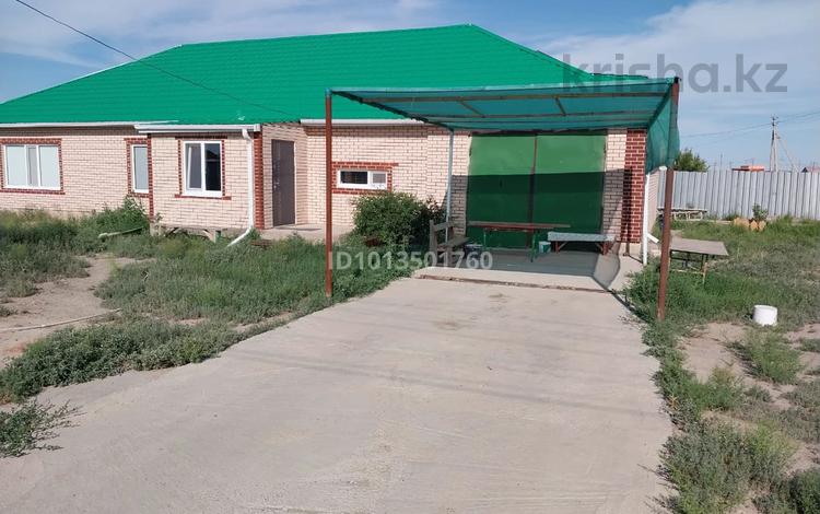 Отдельный дом · 3 комнаты · 172 м² · 10 сот., Акжар — Акжар 1, Бейбитшелик 98 за 25 млн ₸ в Атырау — фото 2