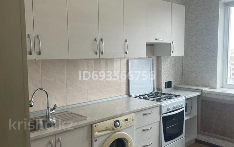 1-комнатная квартира, 40 м², 6/9 этаж помесячно, Гагарина 148 — Сатпаева