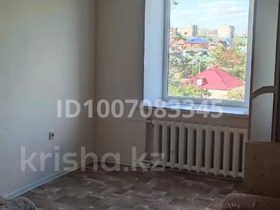 1-комнатная квартира · 35 м² · 5/5 этаж, мкр 8, Гришина 11 за 5 млн 〒 в Актобе