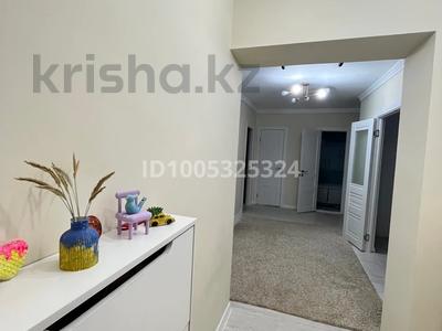 3-комнатная квартира · 92 м² · 9/9 этаж, мкр Болашак 131г — Богенбай батыр за 29.5 млн 〒 в Актобе