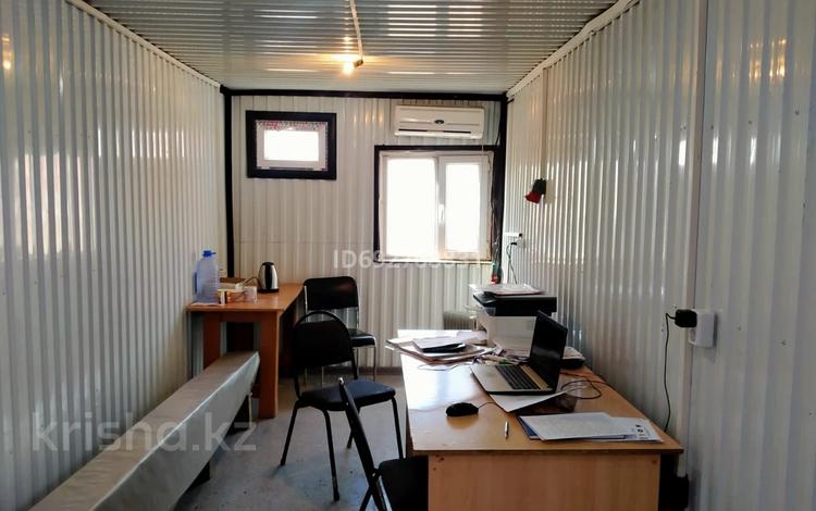 Офисы, склады • 12 м² за 2.5 млн 〒 в Атырау, мкр Коктем — фото 2