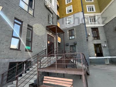 2-комнатная квартира · 70 м² · 12/14 этаж, мкр 11 — 35 и 32 школа за 23.5 млн ₸ в Актобе