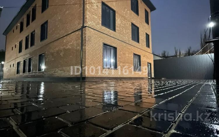 4-комнатная квартира · 152 м² · 2/3 этаж, Кайназарова 8 — Айтеке Би - Айтиева за 69.9 млн ₸ в Таразе — фото 2
