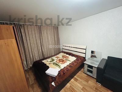 1-комнатная квартира · 41 м², Бауржан Момышулы за 8 000 〒 в Темиртау